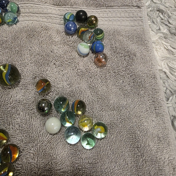 Colorful Glass Marbles Set - Picture 14 of 16